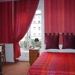 Du Theatre Otel 2*