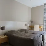 Du Théatre Hotel 2*