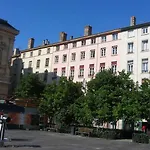 Du Théatre