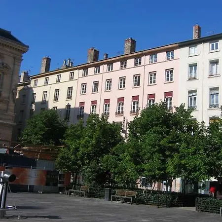 Du Theatre