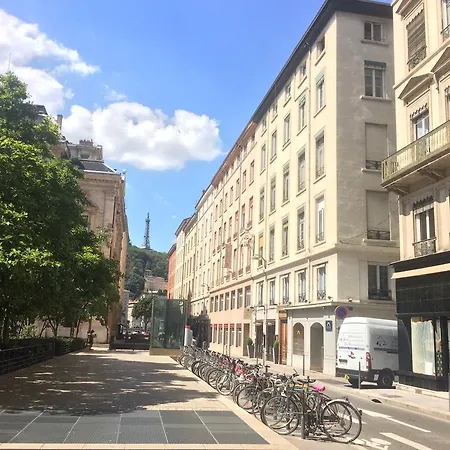 Hotel Du Théatre 2*