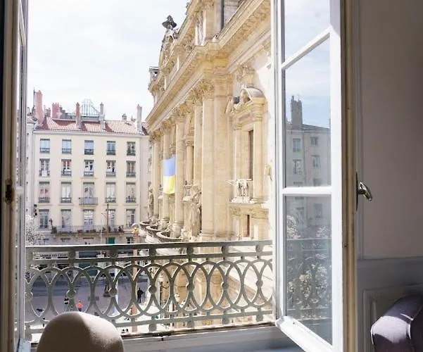 Hotel Du Theatre 2*